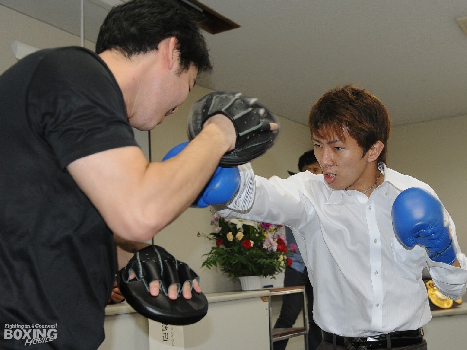 �c���ǈ�AV5��Ɍ�����