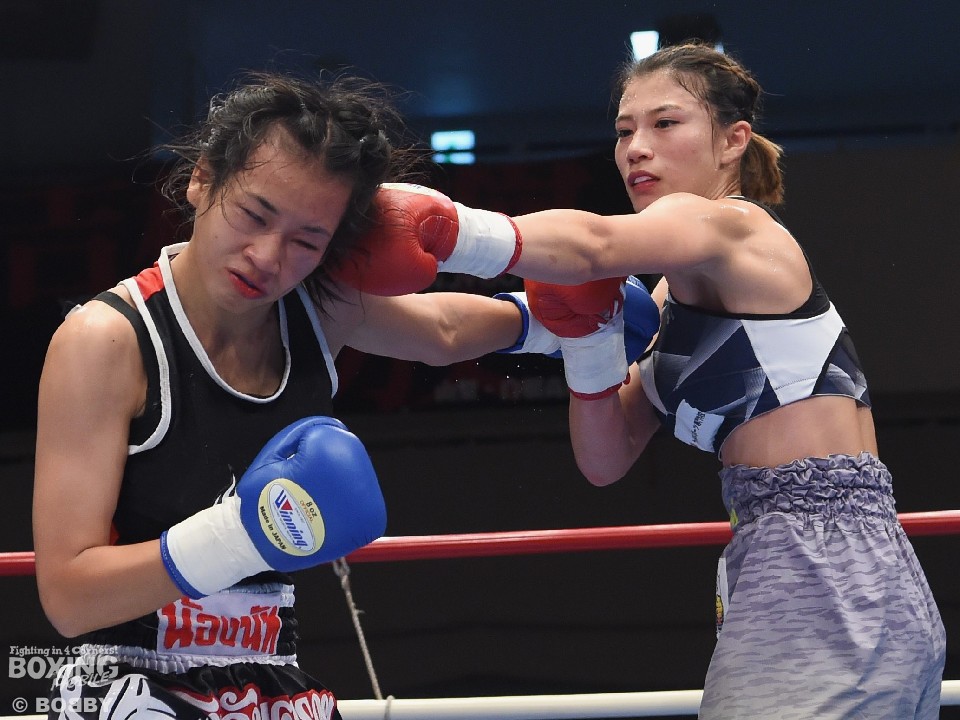 序盤から高野がペースを握った