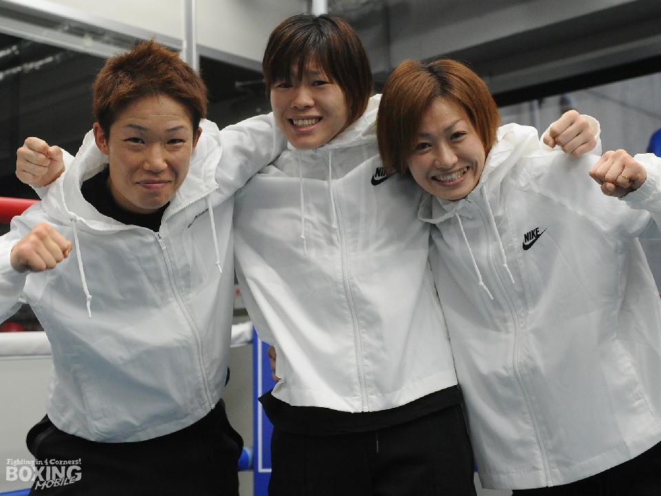 12/13���^�i�x���qW���E��