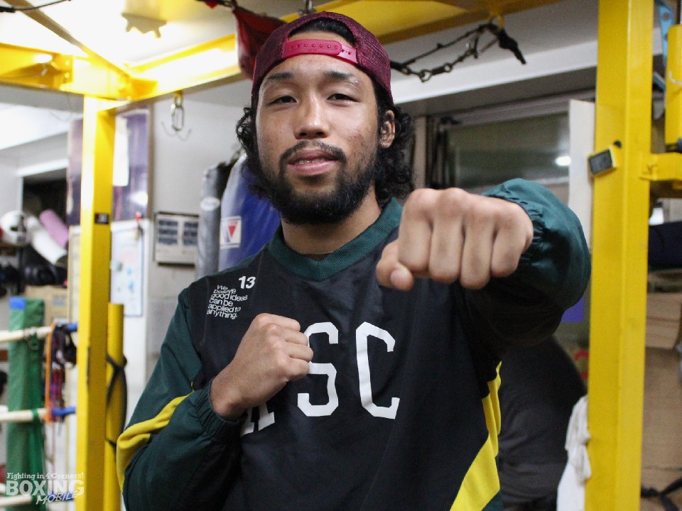 内藤律樹(25=E&Jカシアス)vs尾川堅一(帝拳)