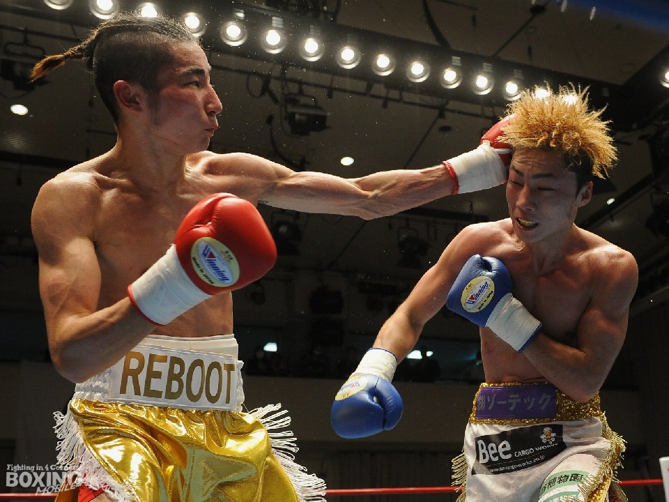 ��:�x�� �E:��