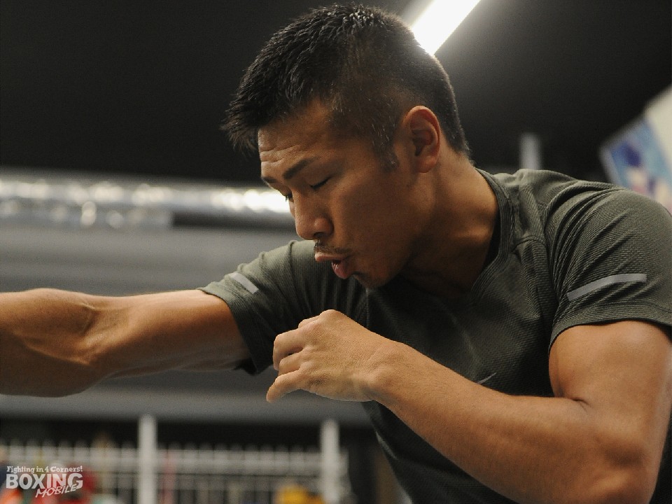 ��A���A�����̃����O��