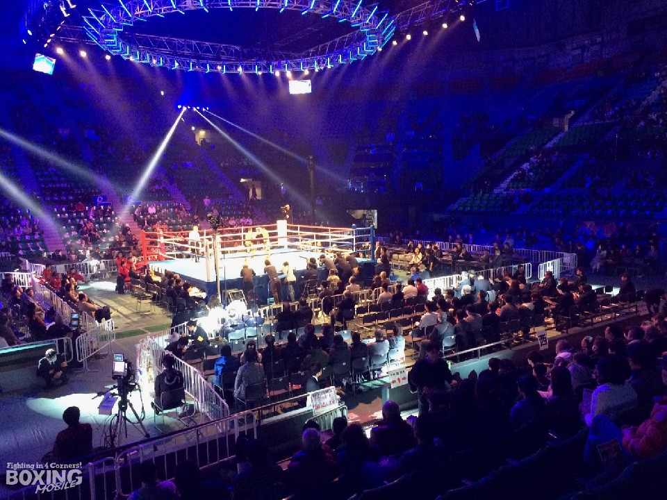 �L���R���V�A��