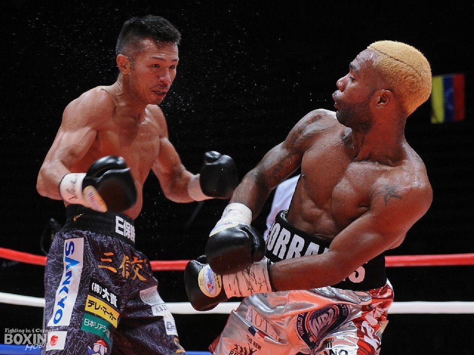 ���R���u�������㏉�߂ċ����𖾂���