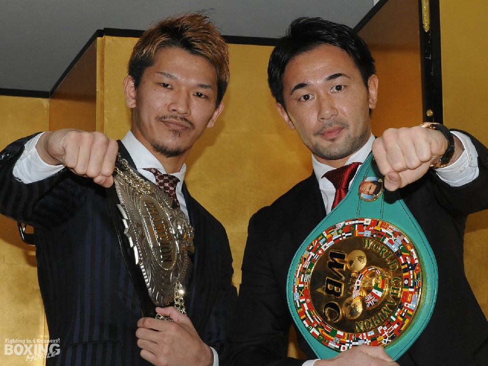 �R���T���V12�킪����