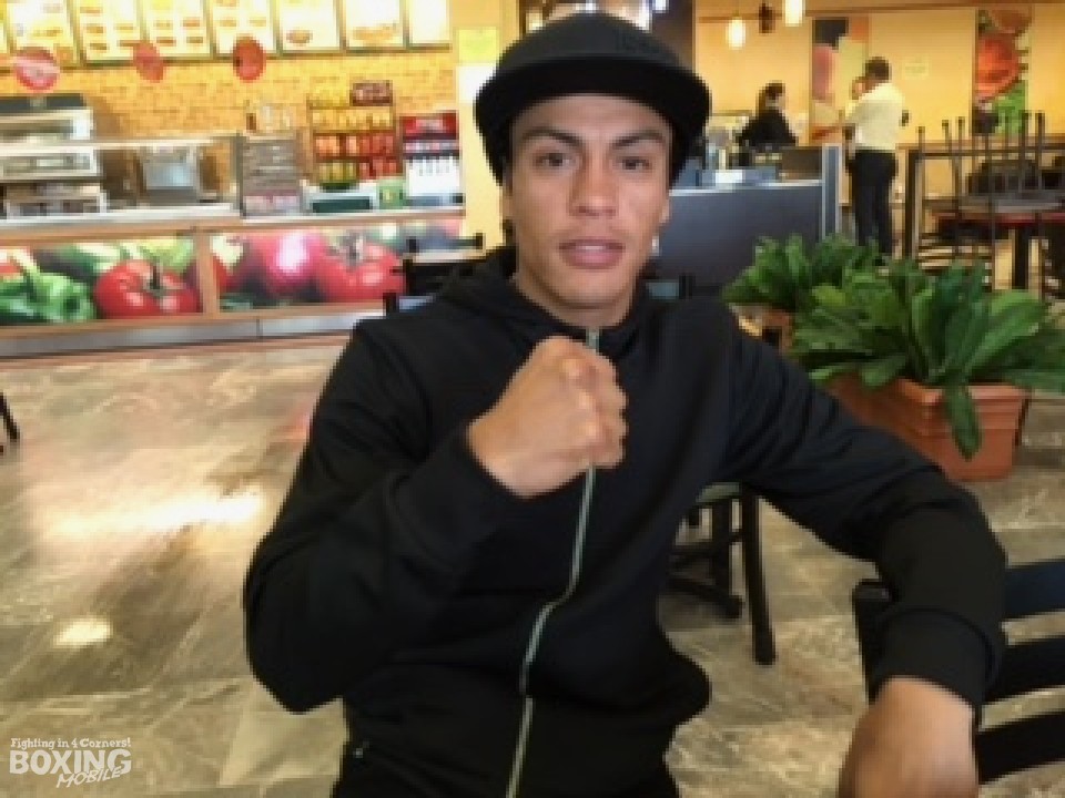 �R���T��ɒ��킷��J�[���\���𒼌�