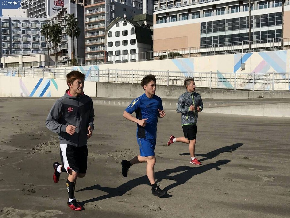 ������_���A����A��^