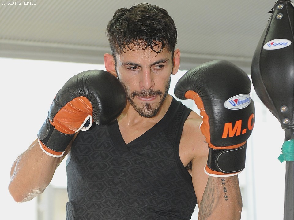 ���i���X