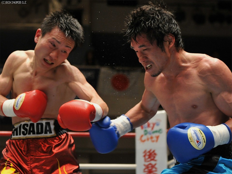 過去2度対戦している久田と堀川が激突