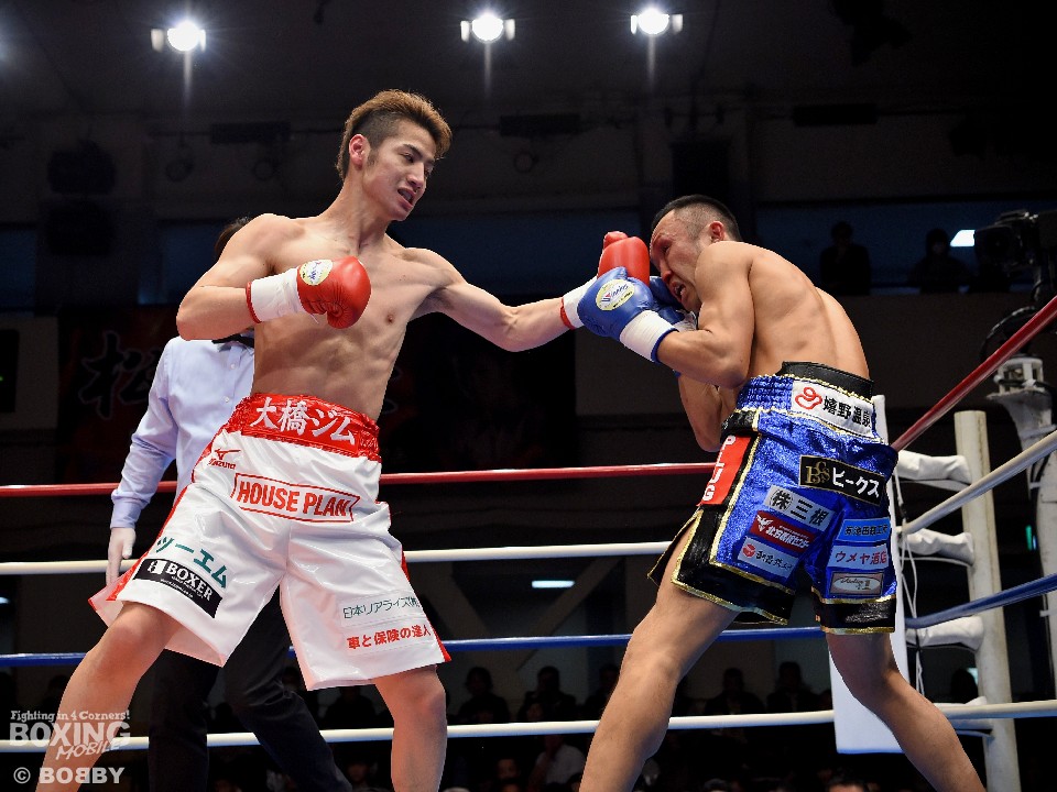 ���{�̕��A2���