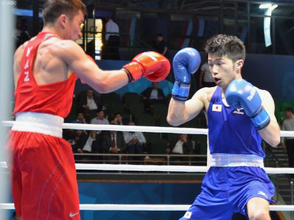 �����E3�ʂɕ��������c���E�Z