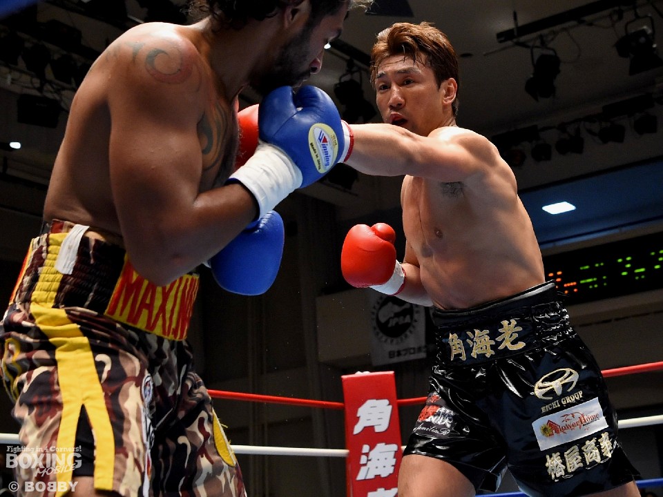 �n���̍ċN��