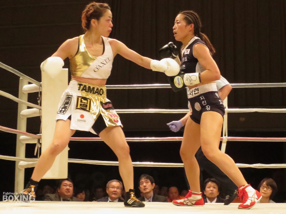 WBO女子世界ライトフライ級王座決定戦