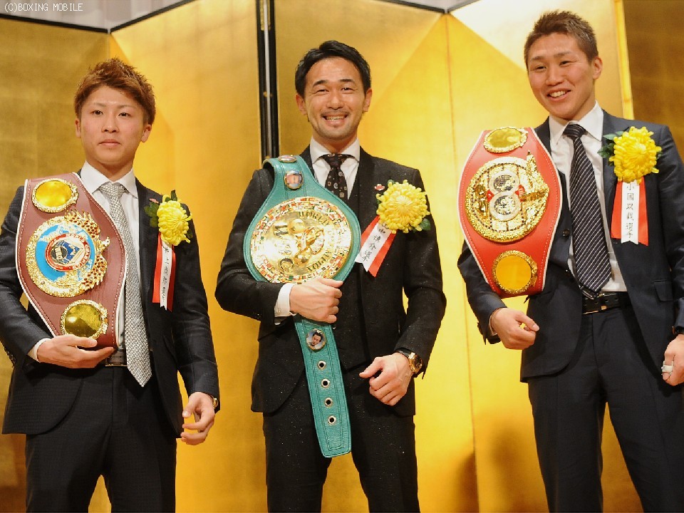 ���{���琢�E��