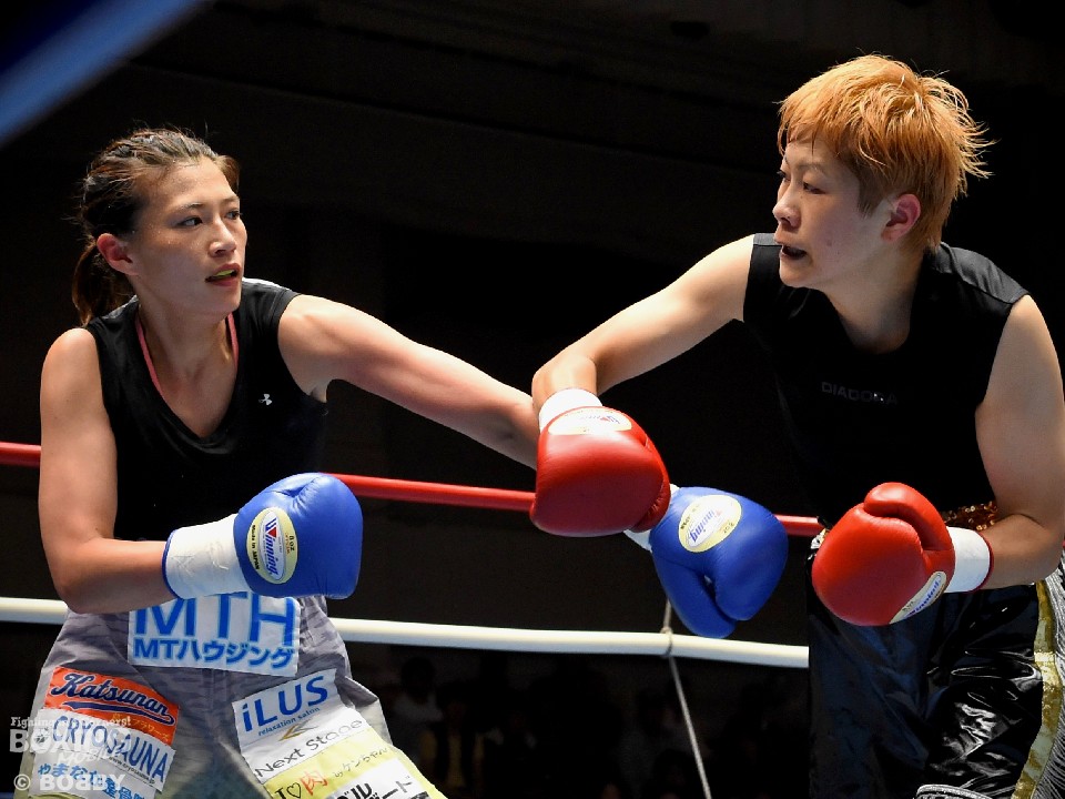 ����l����������̑���ƍĐ�