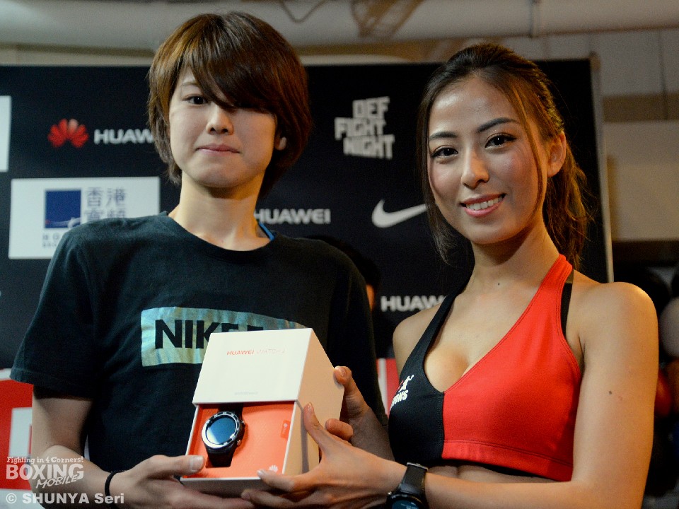 後藤あゆみ(左)