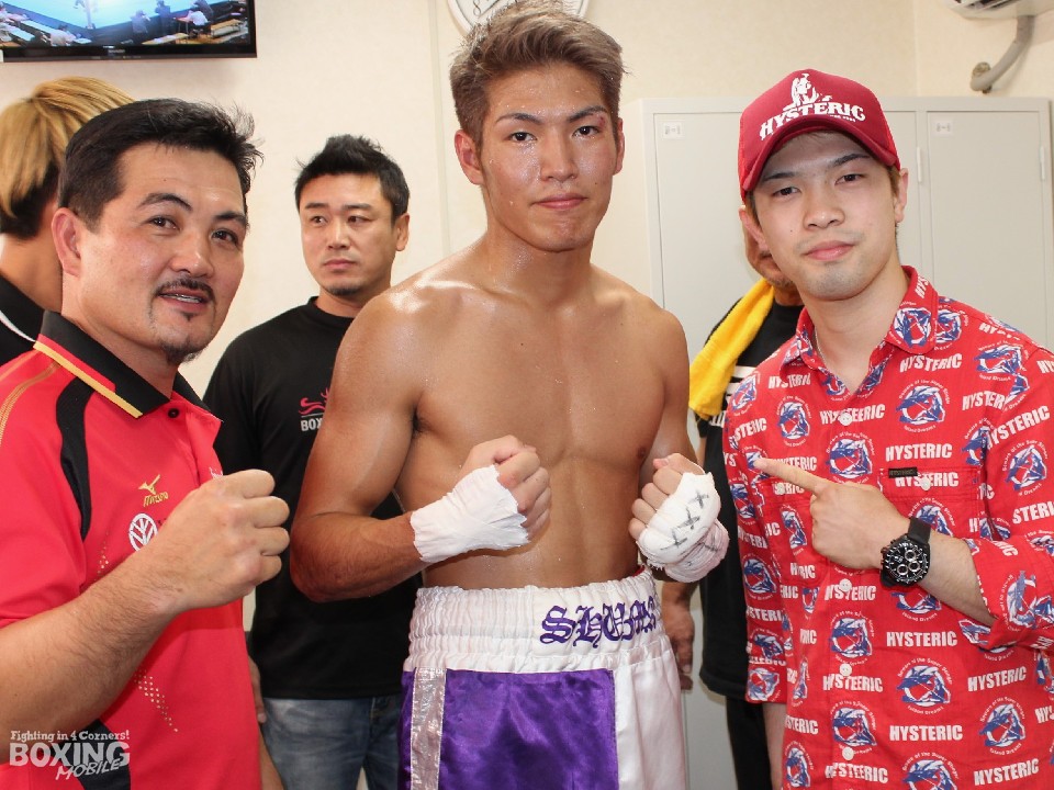 ������̍T���œc���P�����猃�コ�ꂽ