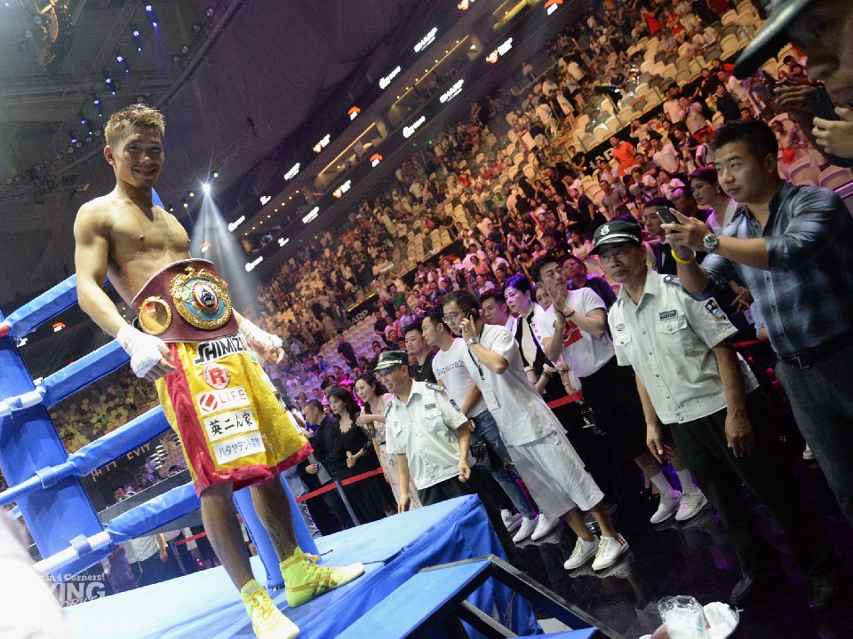 �x���g�������ă����O���~���ؑ�