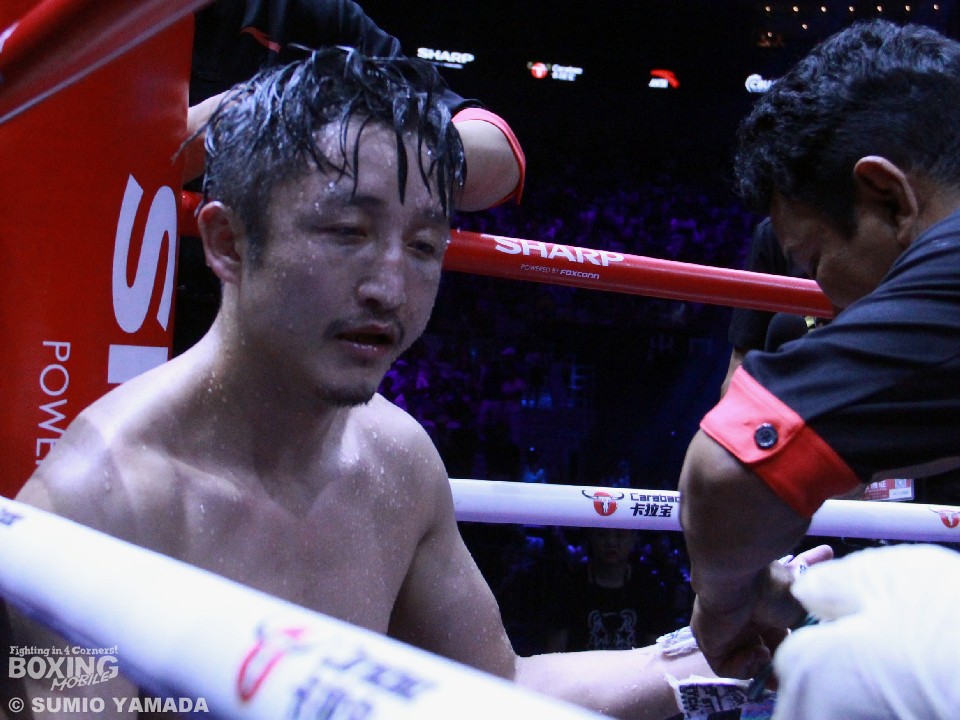 �]�E�����𑱍s��\��