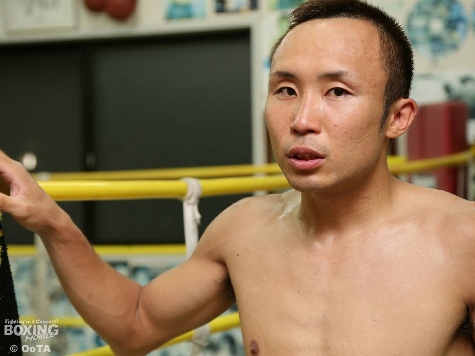 ��{�p��(�t�W�^)