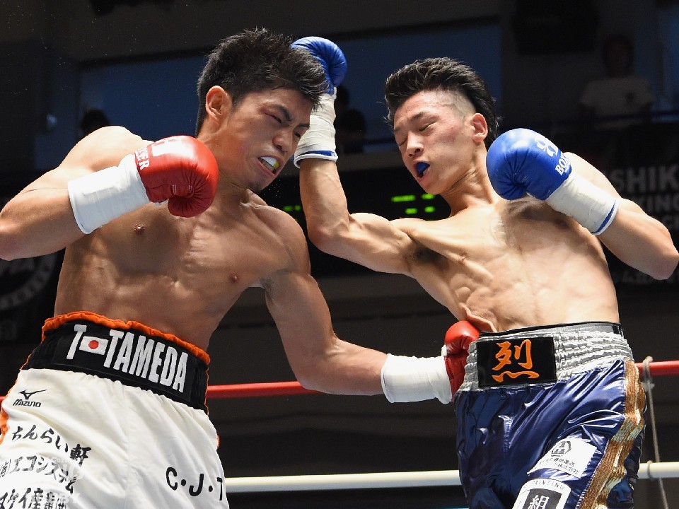 溜田がパワフルな攻撃を見せた