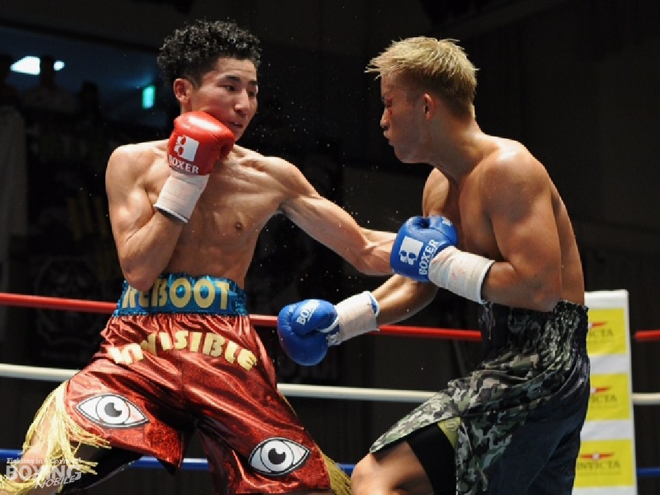 ライト級決勝は激しいペース争い