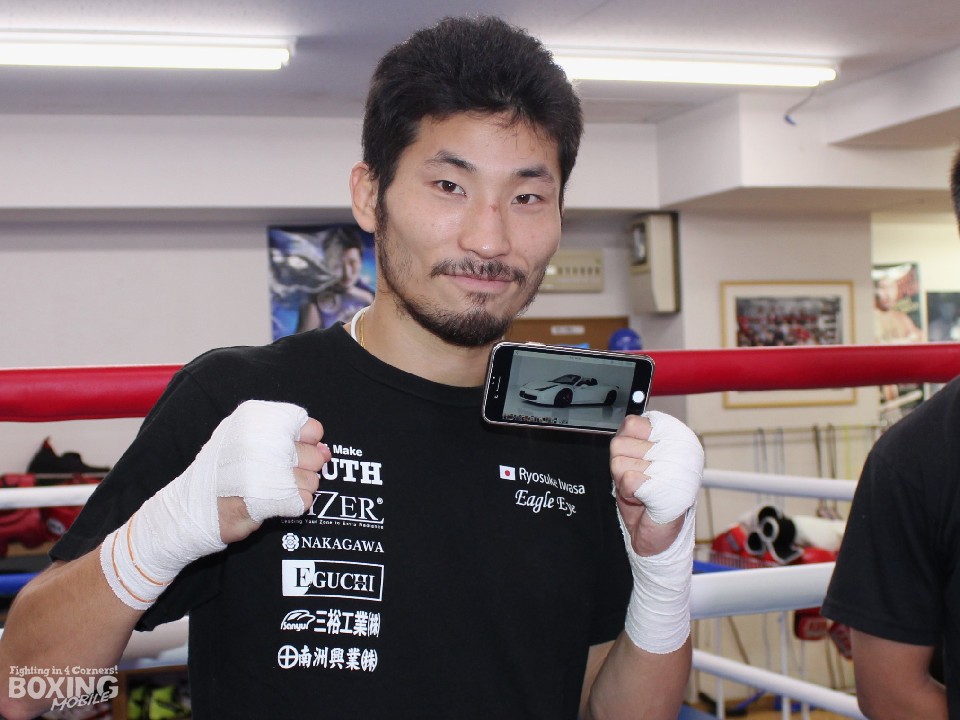 �⍲���C�@�x���g�ƃt�F���[������ɓ����