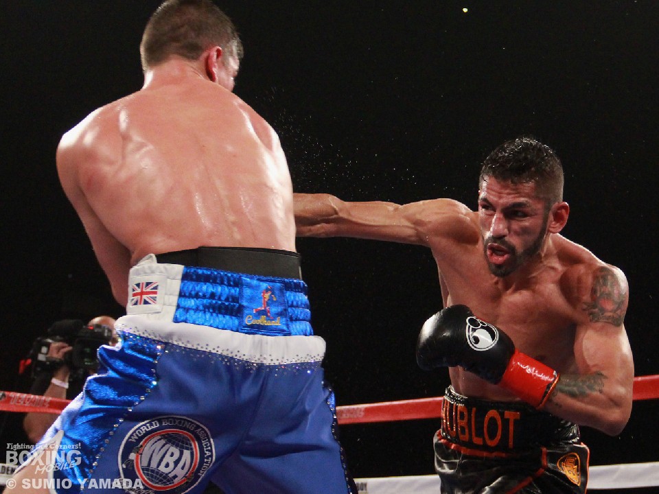 ���i���Xvs�L�����x��