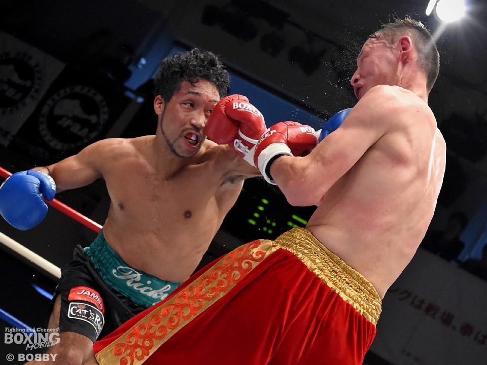 好勝負を演じた