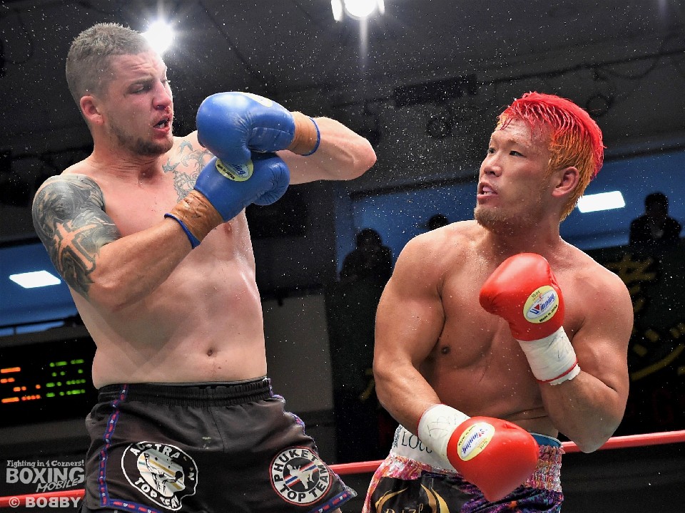 京太郎が攻める