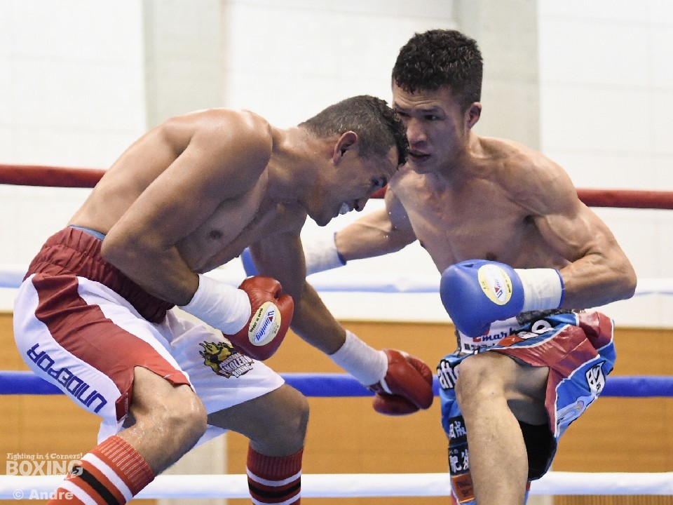 ���G�W�����E�����J�[�𑊎�Ɋo��̃����O