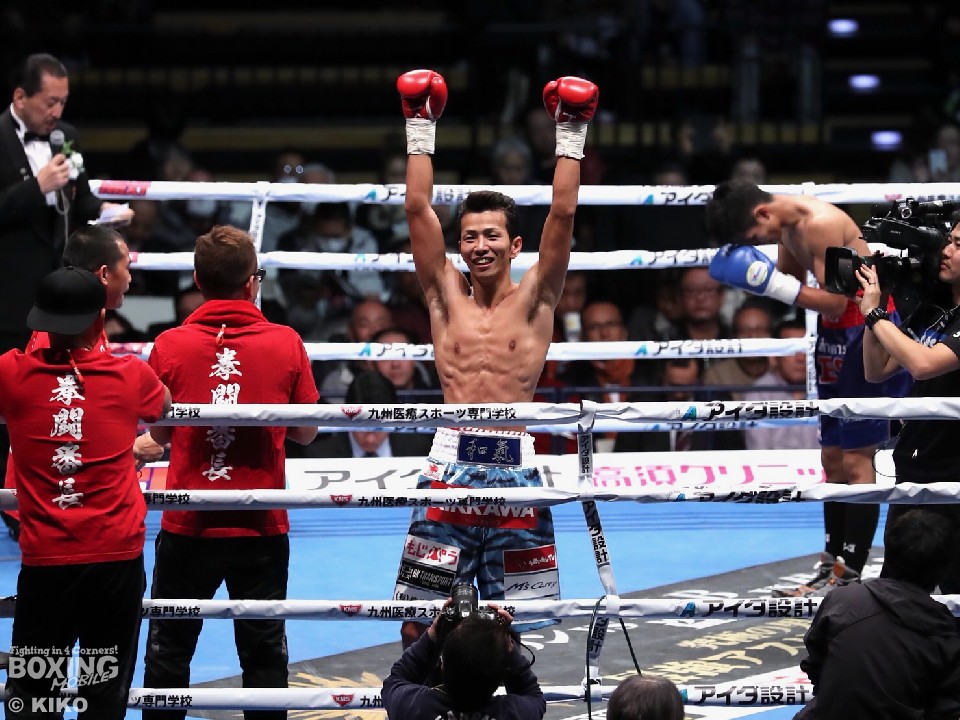 和氣慎吾(FLARE山上) 健在。