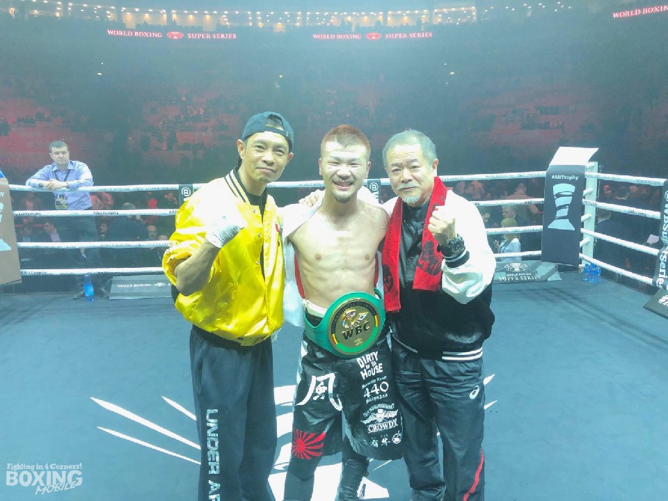 ���C�g���̃n���P�[�����������V�A�ŉ���!