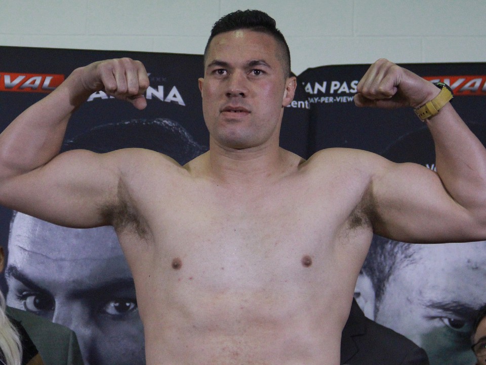 �W���V���A�U���Ɏ��M���X�̃p�[�J�[