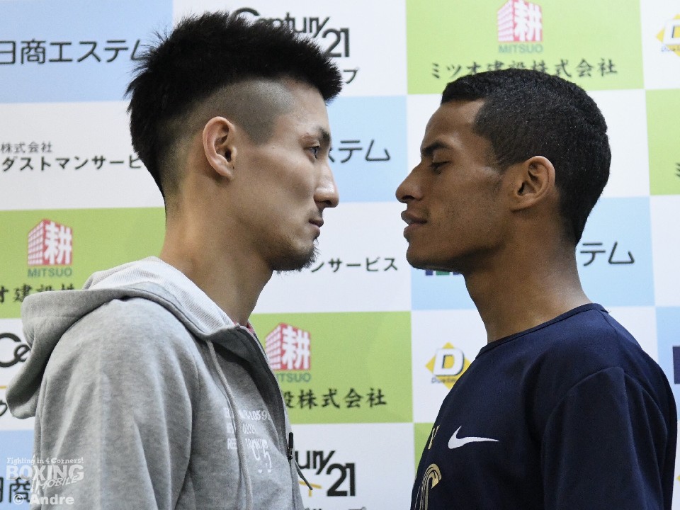 小西伶弥とカルロス・カニサレス