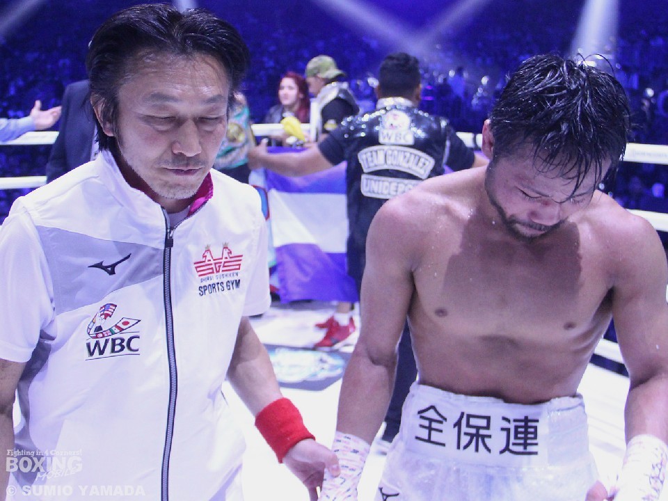 ���E��v�ʎ��i�̔�Ñ�� ����������