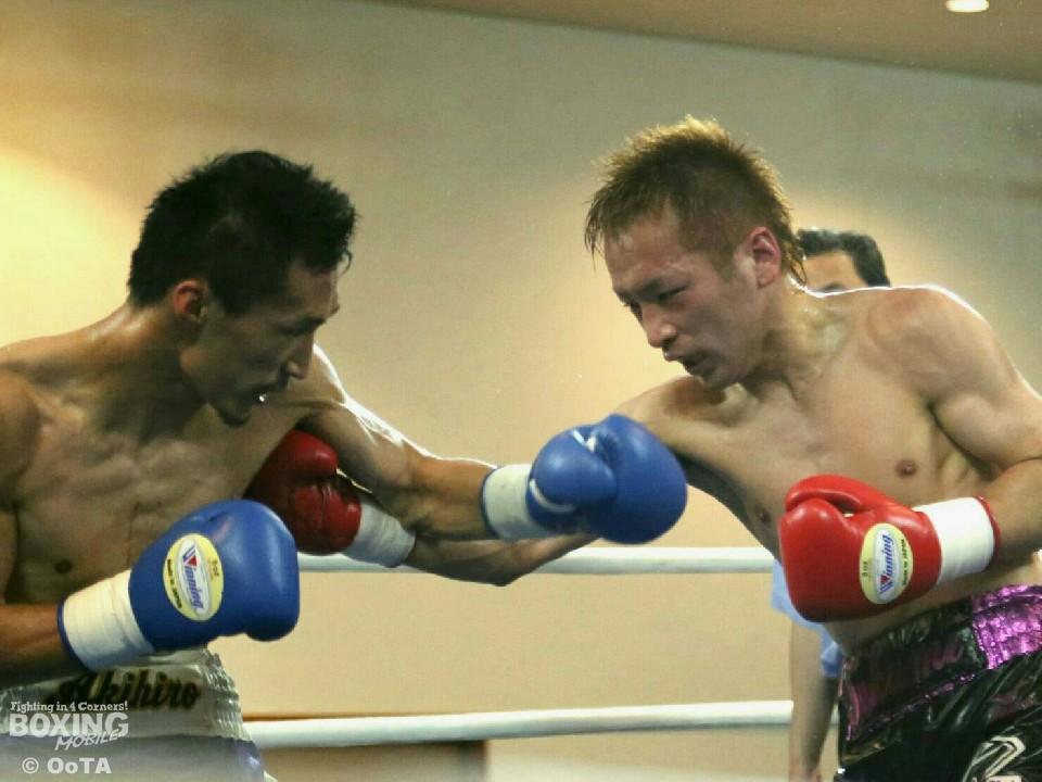 ��:�˒J�ƉE:�h�̃����J�[�Ό�!