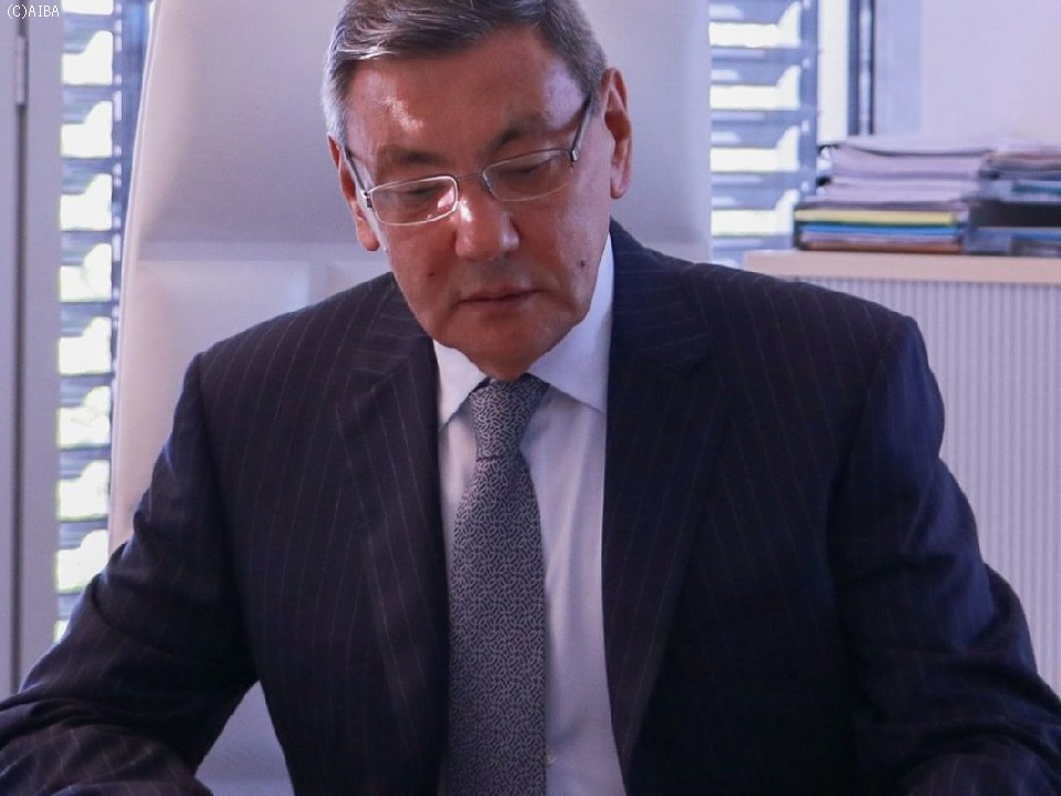 �E�Y�x�L�X�^���l�̃��q���t�b��