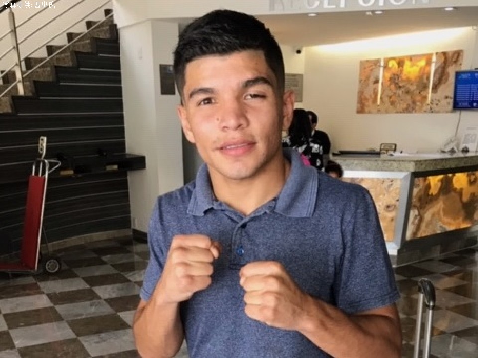 �I���{�u���{�ɍs���̂��y���݁v 