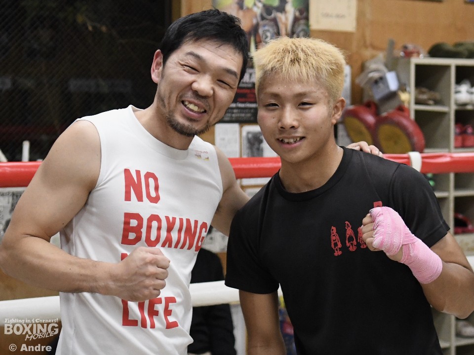 �Ό��p�N�g���[�i�[�Ɣ������l