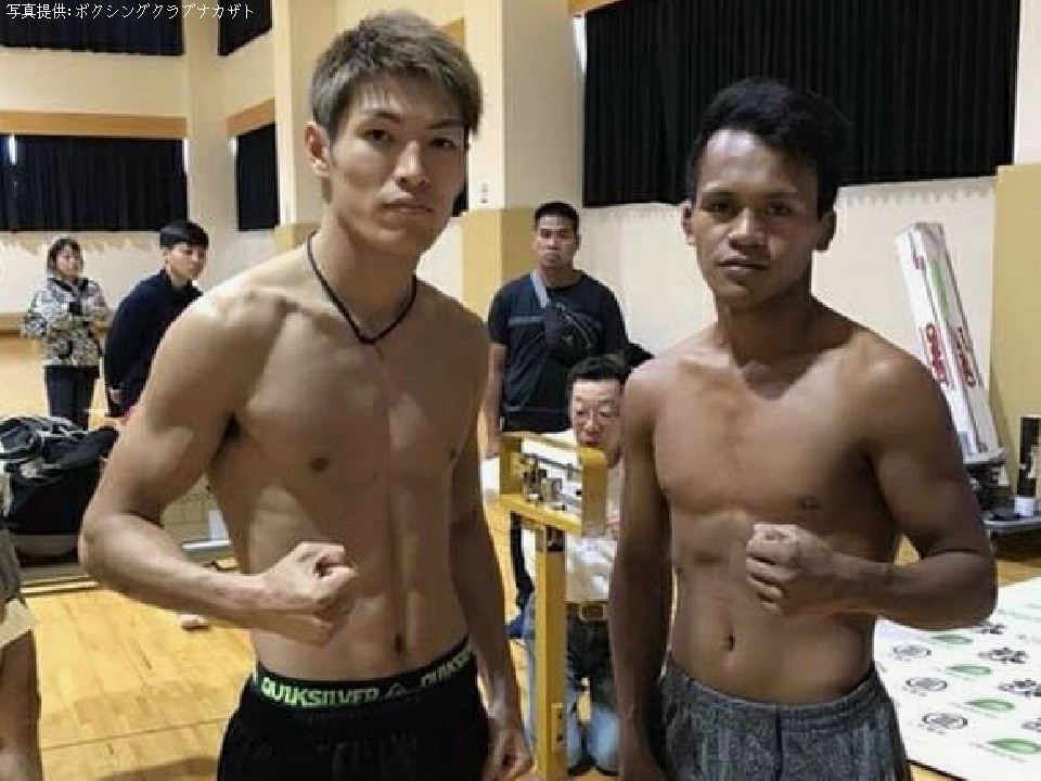 仲里周磨とローレンス・ロサス