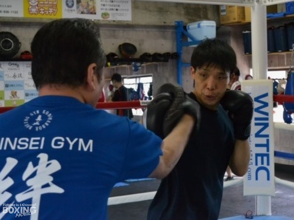 �G�n��2�{�ڂ̃x���g��_��