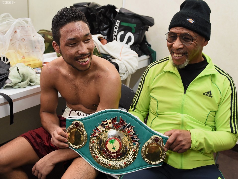 �����e�q���؍���40�N�Ԃ�Ƀ��x���W