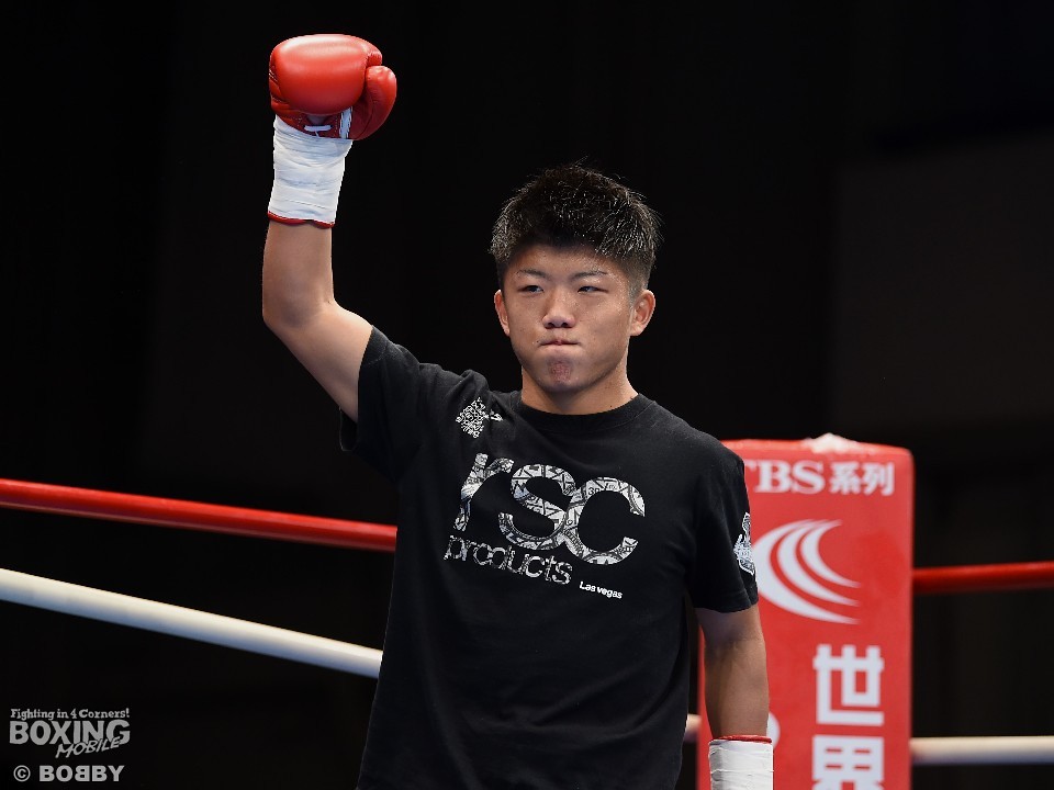 �d���⎟�N��4��ڂŃ^�C�g������!