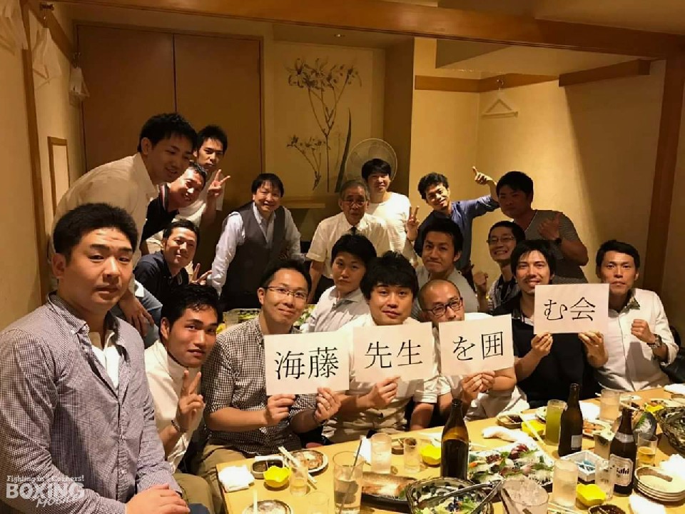 ���̒����ɑ勴��ƊC���ē�