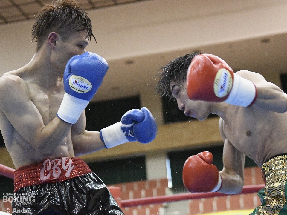 左:小野晃輝と右:平井亮輝