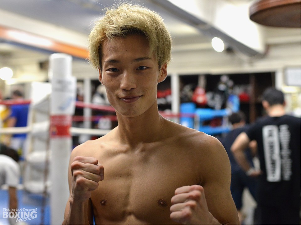 試合を控えたホープの山内をキャッチ