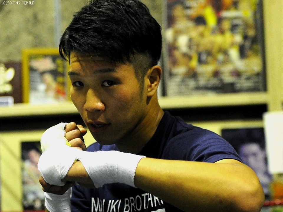 丸木はプロ初の海外戦