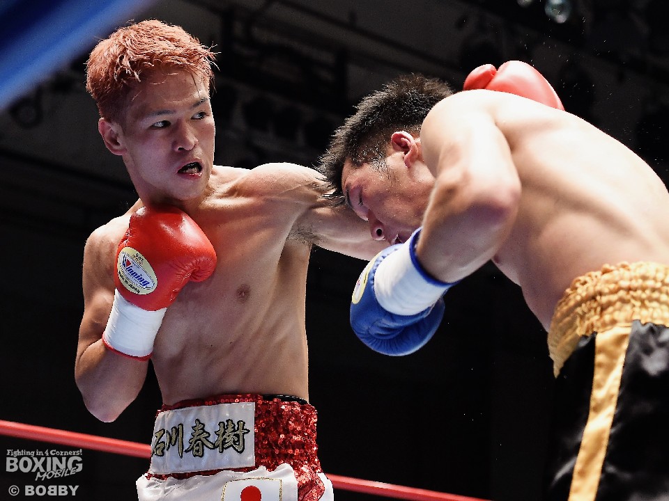 ��:�ΐ�̍��t�b�N���q�b�g