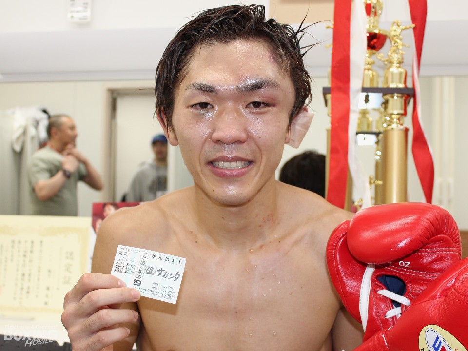 1���Ƀv���[���g!